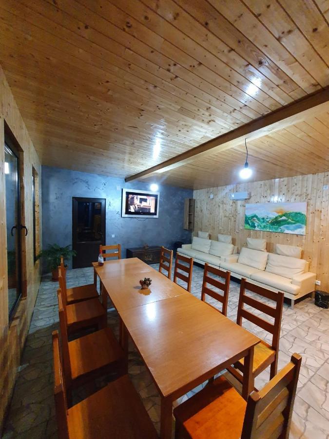 Hanul Doftana Trăisteni Екстериор снимка